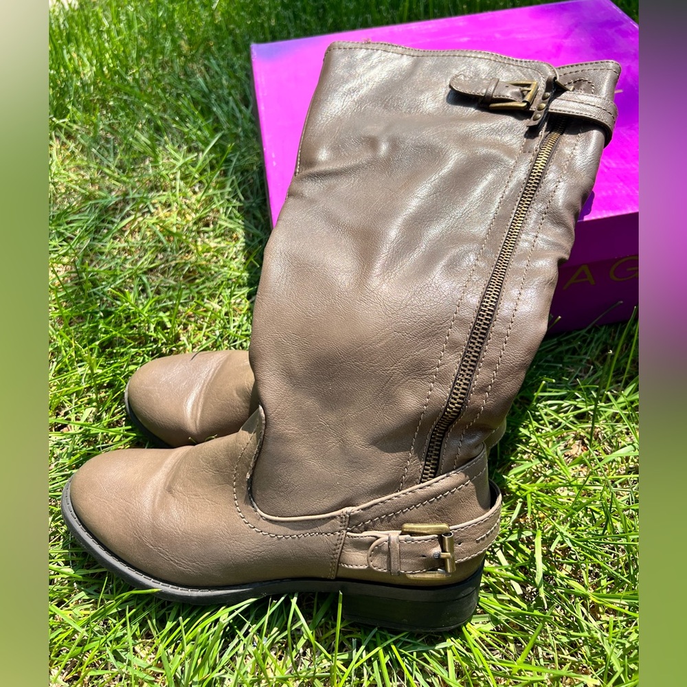 Women’s Faux Leather Boots